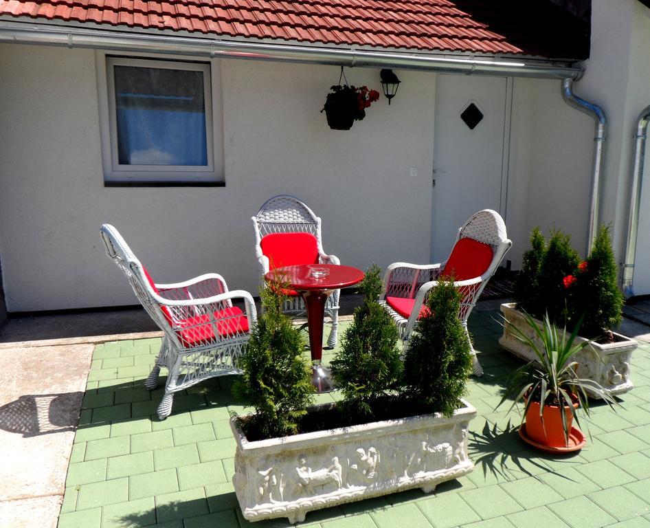 Apartments Jurasic Ogulin Exterior photo