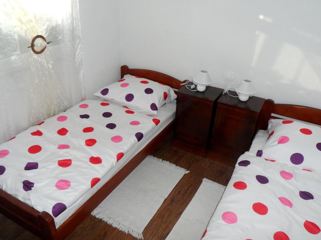 Apartments Jurasic Ogulin Exterior photo
